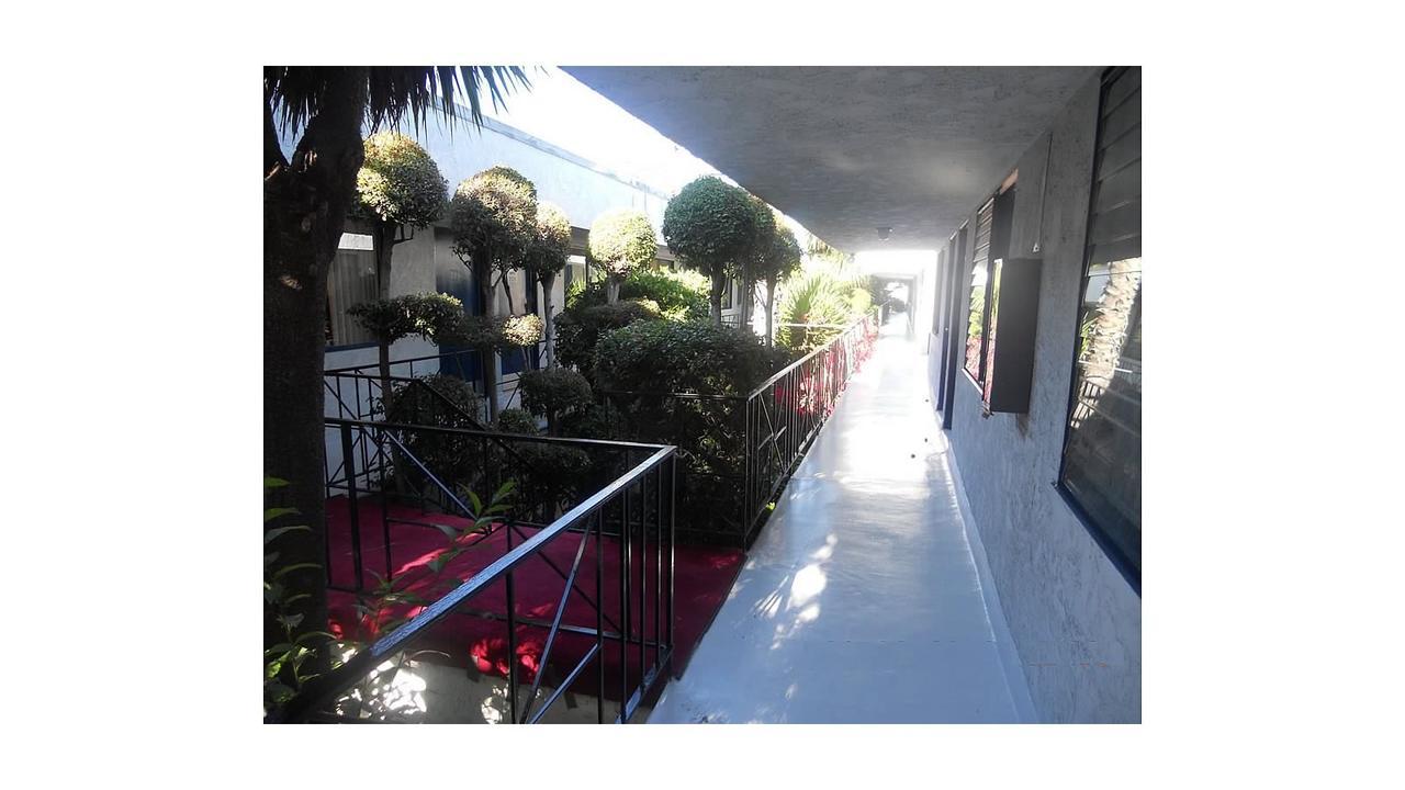 Crown Airport Hotel Inglewood Exterior foto